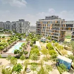 Serene 1Br At Afnan 3 Midtown Dubai Production City By Deluxe Holiday Homes